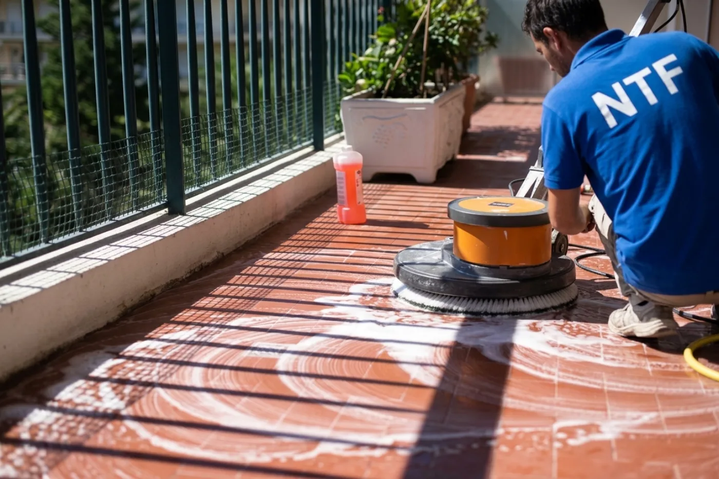 Pourquoi nettoyage de terrasse à Meaux Pourquoi nettoyage de terrasse à Meaux