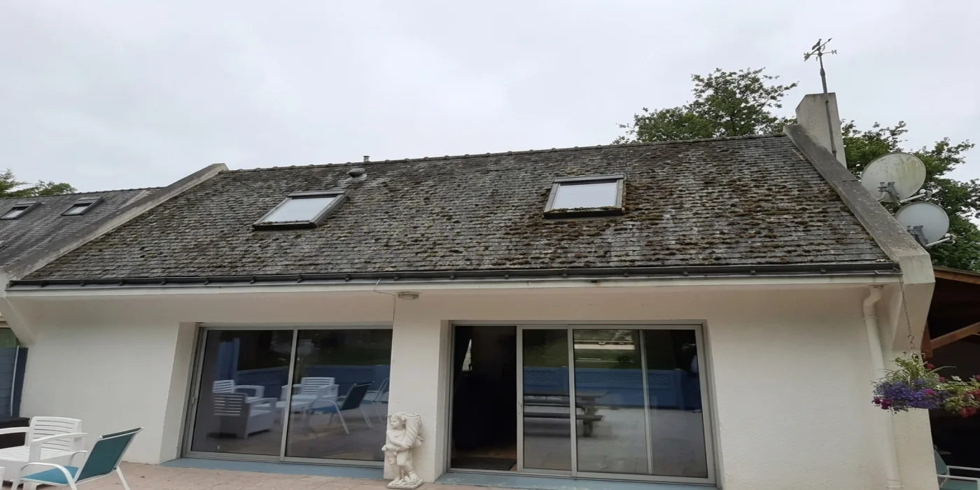 nettoyage toiture ardoises Meaux — avant nettoyage nettoyage toiture ardoises Meaux — avant nettoyage